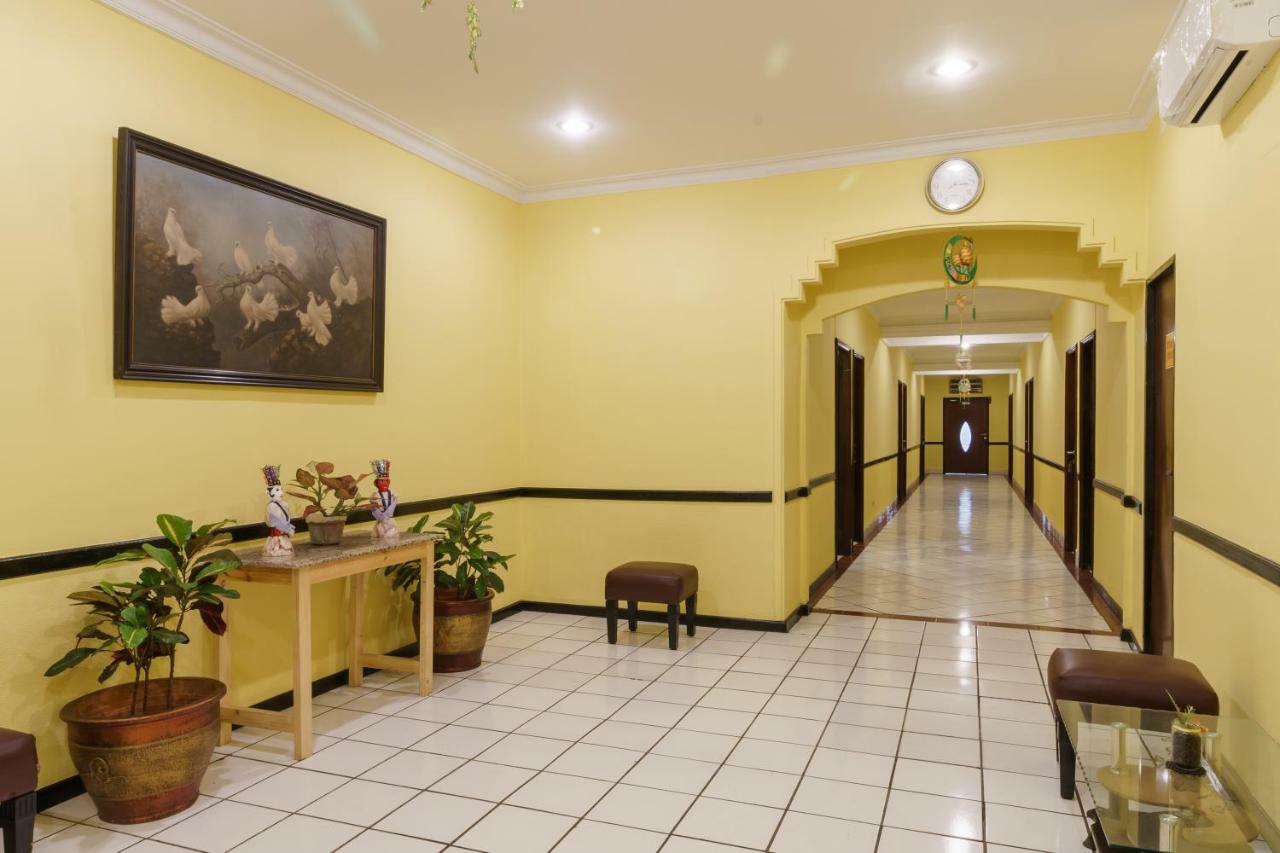 Reddoorz Plus Near Ancol Cakarta Dış mekan fotoğraf